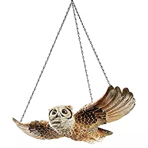 Design Toscano The Garden Owl Hanging Sculpture