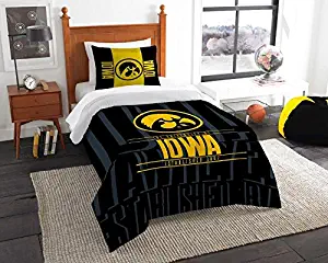 Iowa Hawkeyes - 2 Piece TWIN Size Printed Comforter Set - Entire Set Includes: 1 Twin Comforter (64”x86”) & 1 Pillow Sham - NCAA College Bedding Bedroom Accessories