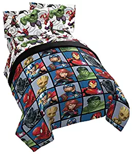 Jay Franco Marvel Avengers Team Twin Comforter - Super Soft Kids Reversible Bedding - Fade Resistant Polyester Microfiber Fill (Official Marvel Product)